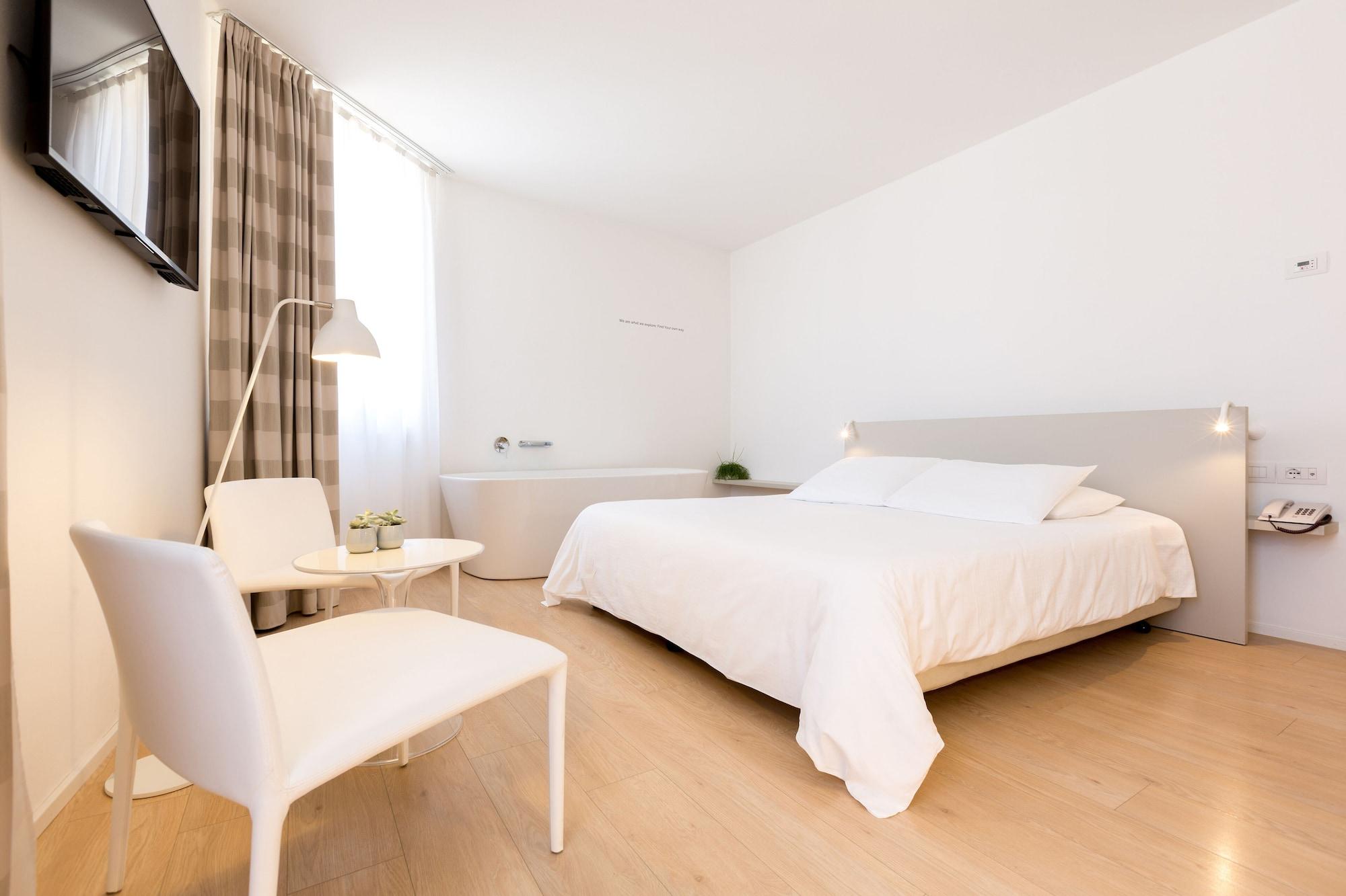 Di Garda Hotel Nago