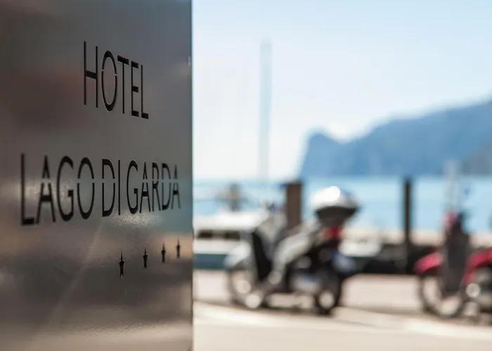 Hotel Lago Di Garda
